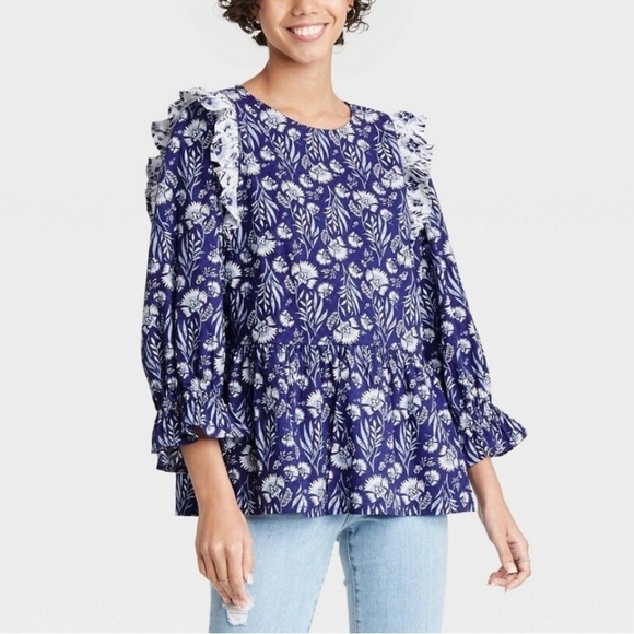 Universal Thread Women's Blue floral print Top - Picture 1 of 6